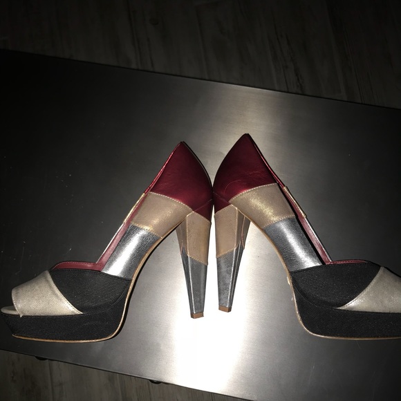 7 for All Mankind heels - Picture 3 of 8